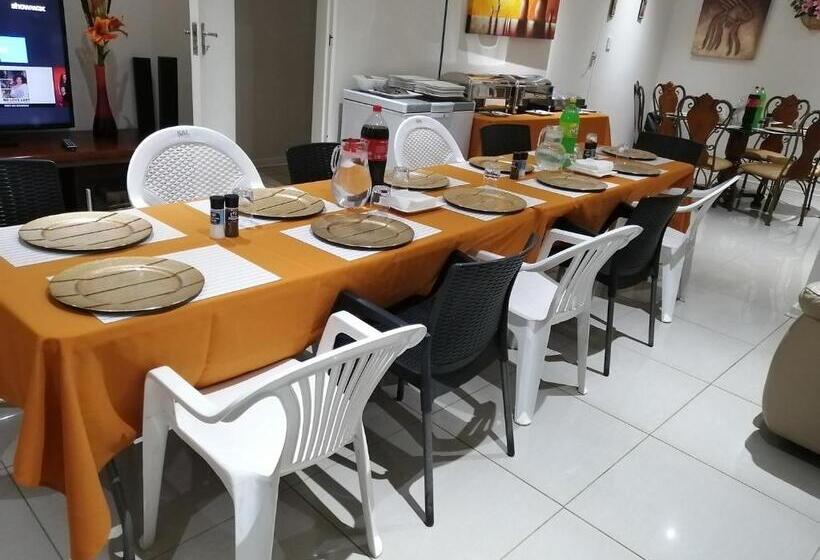 פנסיון Lala Poa Guest House