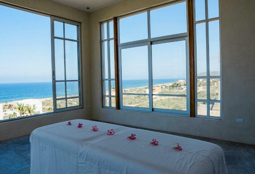 Topia Retreat  Sunset Suite