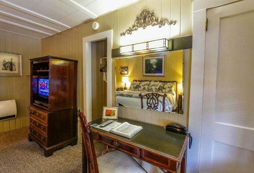 فندق صغير Mountainaire Inn And Log Cabins