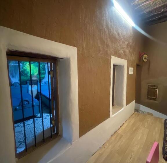 住宿加早餐 نُزُل تُراثي شقْراء Heritage Guesthouse Shaqra