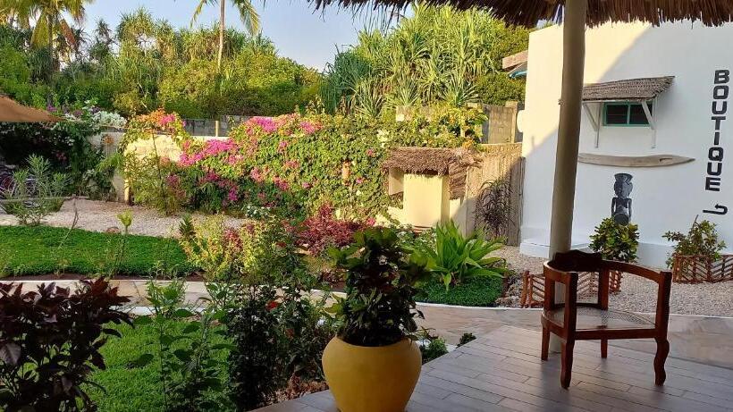 酒店 Ahg Sun Bay Mlilile Beach