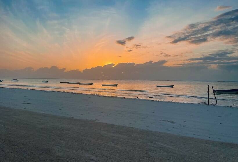 酒店 Ahg Sun Bay Mlilile Beach