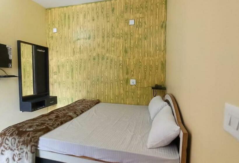 בית מלון כפרי Anand Lok Vatika