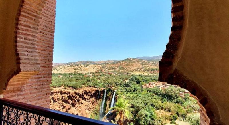 هتل Borj Des Cascades