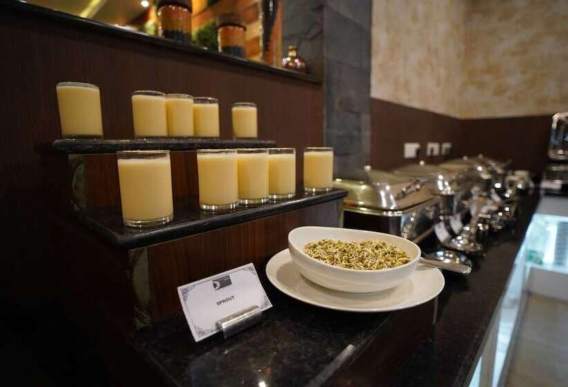 בית מלון כפרי Clarks Inn Purnea