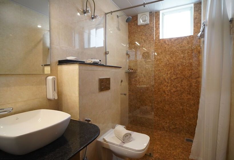 בית מלון כפרי Clarks Inn Purnea