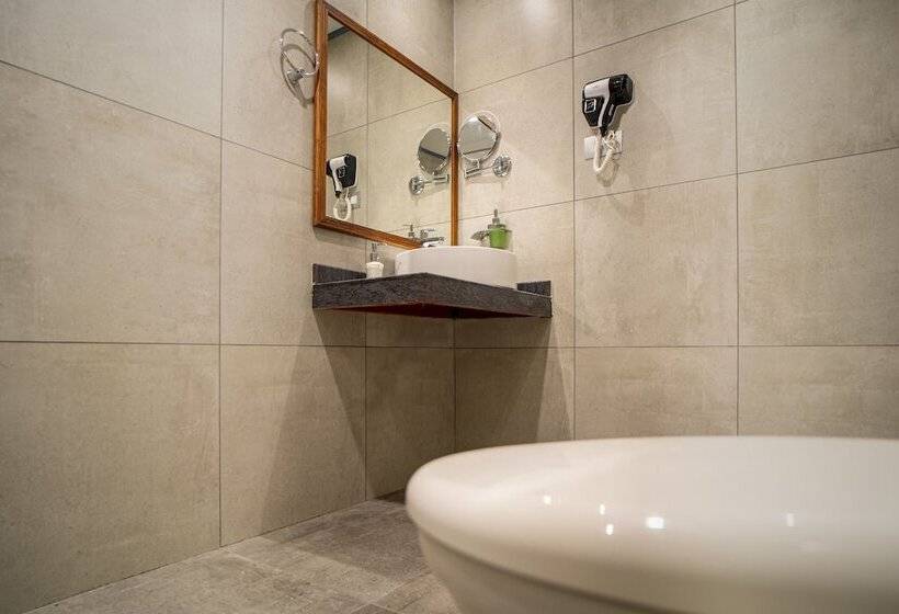 Coral Reef Hotel & Spa, Port Blair