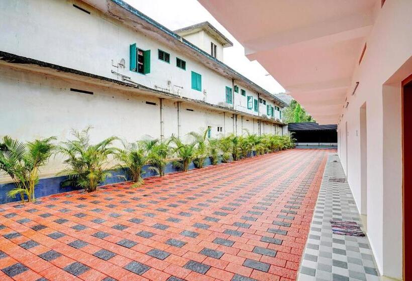 酒店 Flagship Thottunkal Building Thodupuzha