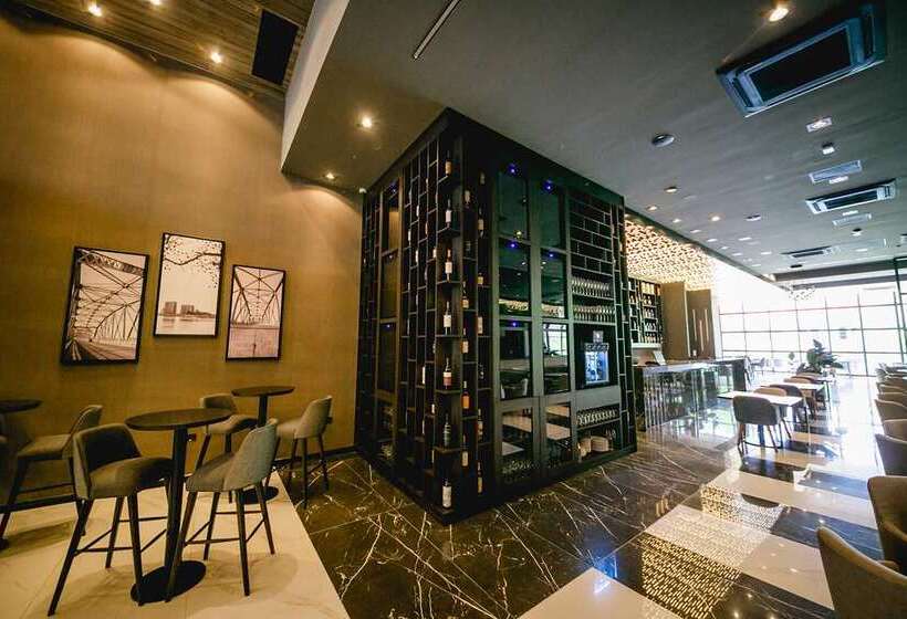 호텔 Hilton Garden Inn Santiago Del Estero