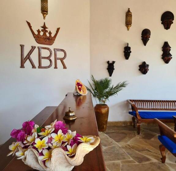 فندق Karibu Beach Resort