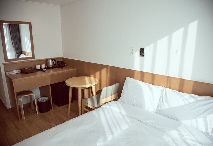 هتل Kenny Stay Busan Gijang