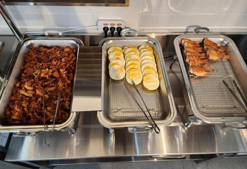 هتل Kenny Stay Busan Gijang