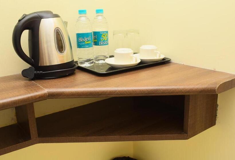 Отель Kifa Residency