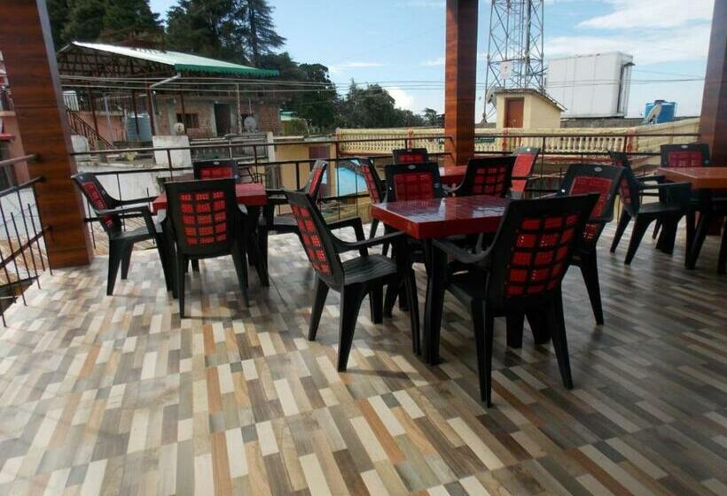 בית מלון כפרי Midway Restaurants & Guest House