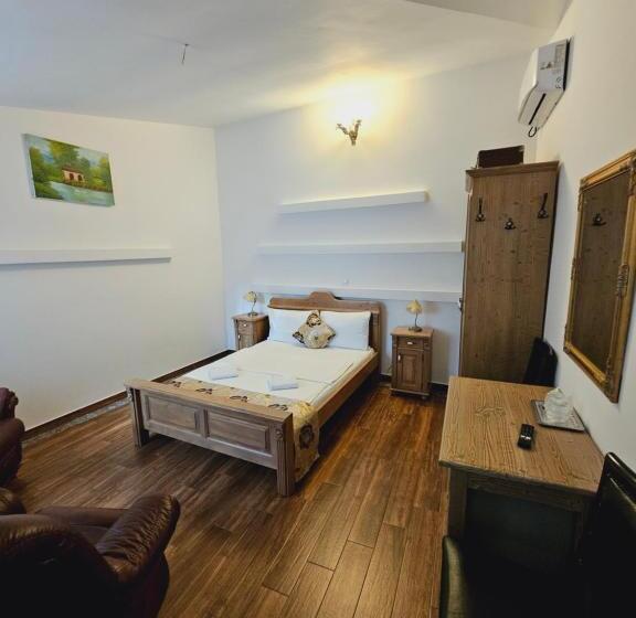 בית מלון כפרי Pensiunea Nobil Medieval