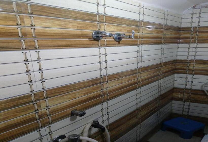 בית מלון כפרי Pop 83111 Unique Gaust House