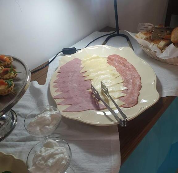 בית מלון כפרי Riviera Seaside