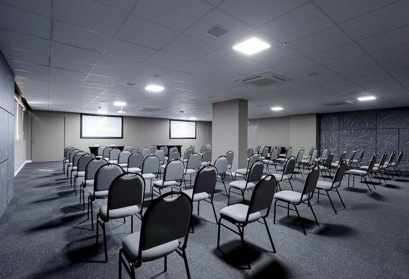 ホテル Slaviero Rondonopolis