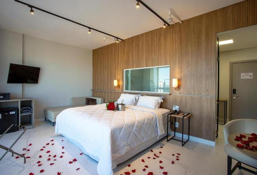 ホテル Slaviero Rondonopolis