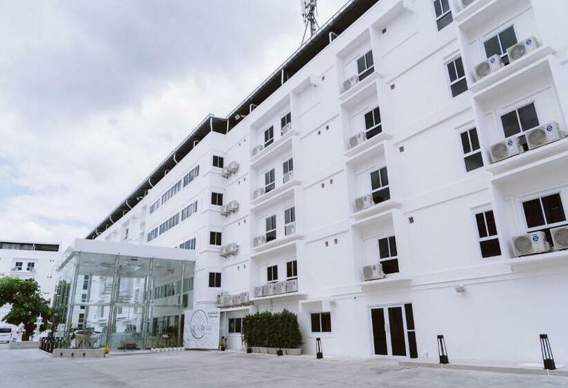 Thewhitehotel By Charoensri   Sha Extra Plus