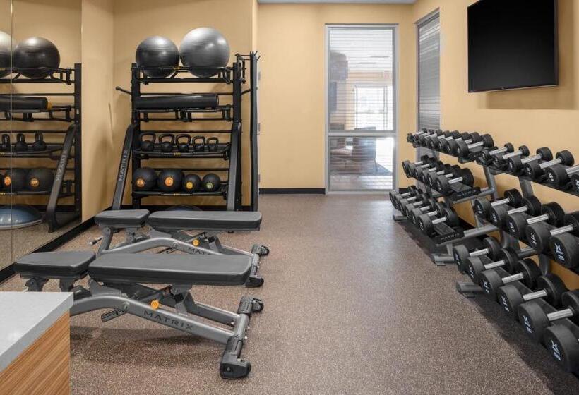 Отель Towneplace Suites By Marriott Tehachapi