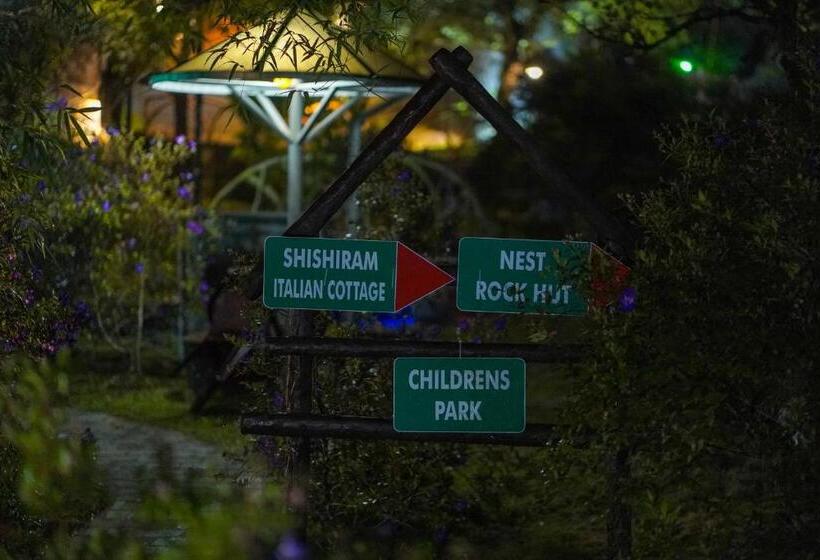 בית מלון כפרי Treehouse Tabor Hills Resort Vagamon