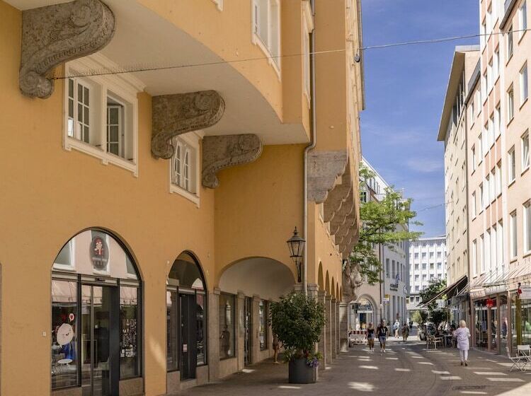 Limehome Augsburg Annastraße