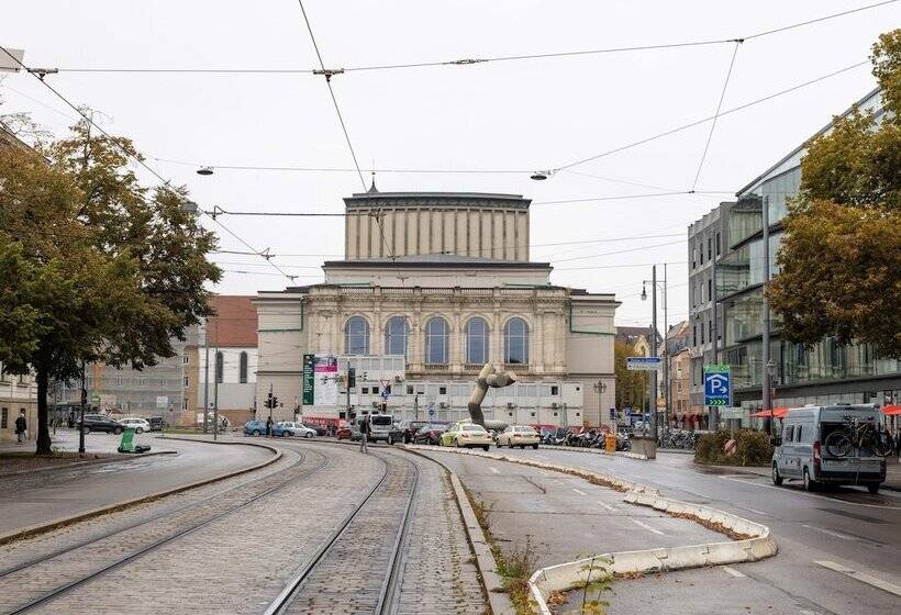 Limehome Augsburg Annastraße