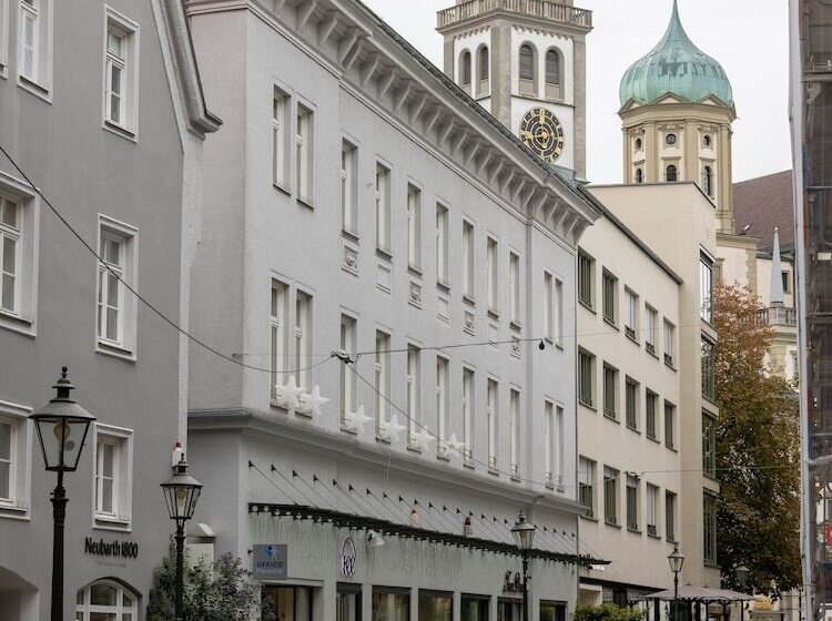 Limehome Augsburg Annastraße