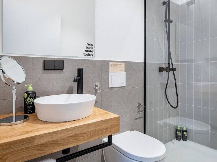 Limehome Augsburg Annastraße