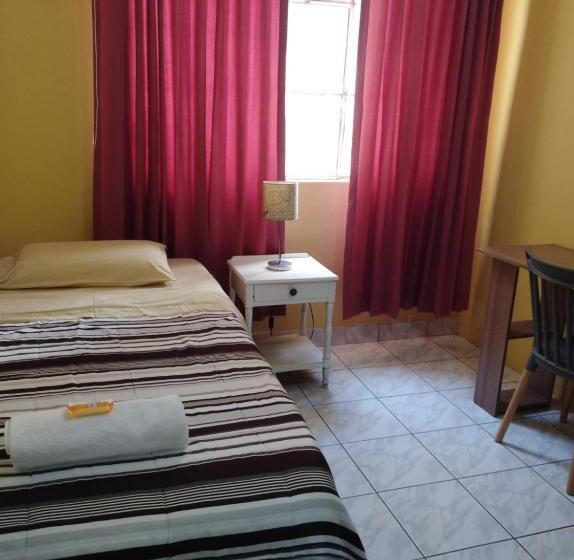 بنسيون Hospedaje Petro Talara