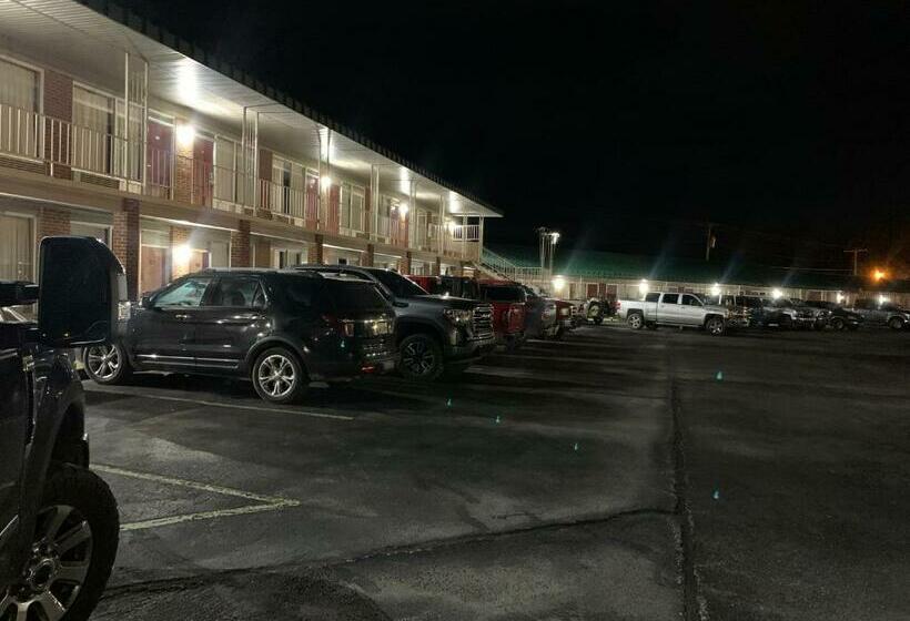 فندق صغير Coachman S Inn Motel