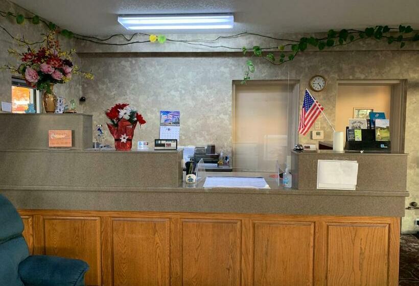 فندق صغير Coachman S Inn Motel