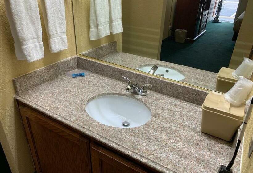 فندق صغير Coachman S Inn Motel