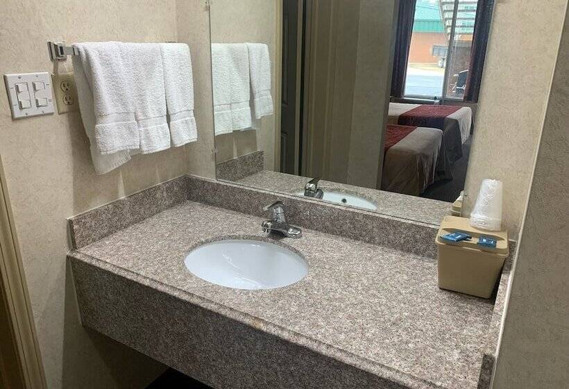 فندق صغير Coachman S Inn Motel