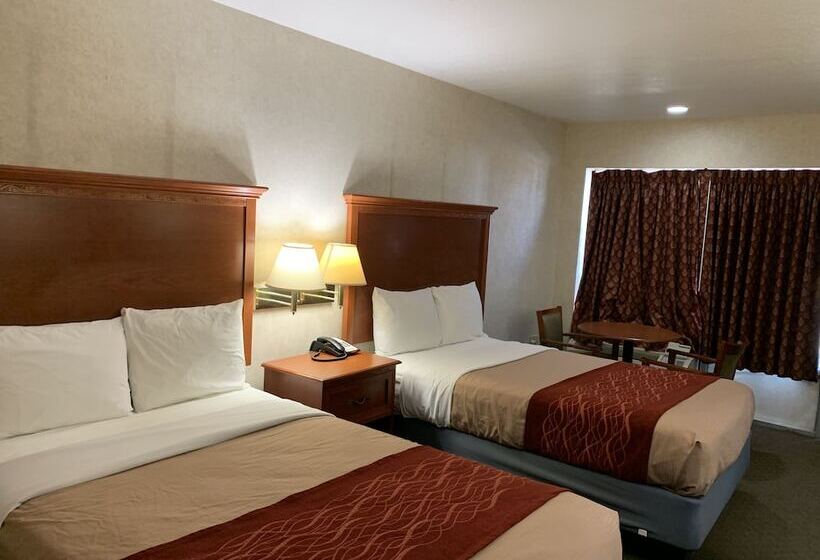 فندق صغير Coachman S Inn Motel