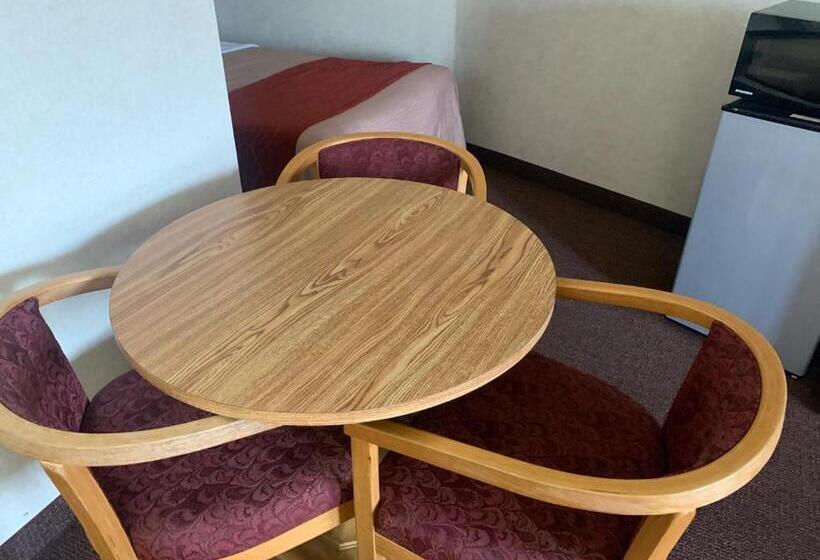 فندق صغير Coachman S Inn Motel