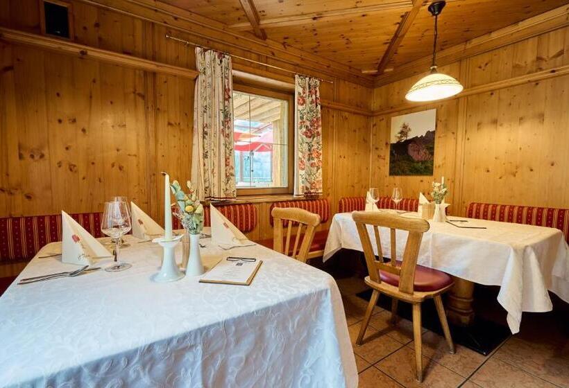 Alpendorf Hotel Stern