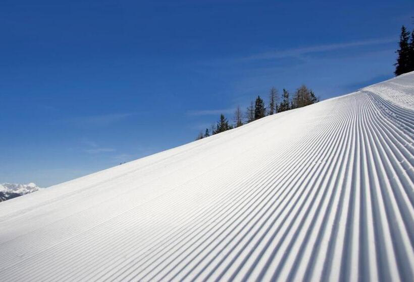 Alpendorf Hotel Stern