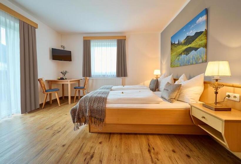 Alpendorf Hotel Stern