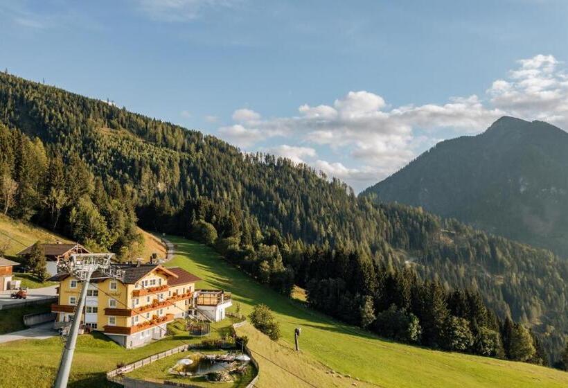 Alpendorf Hotel Stern