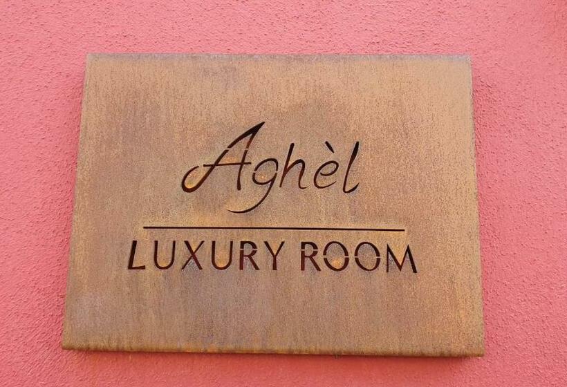 住宿加早餐  Aghèl Luxury Room