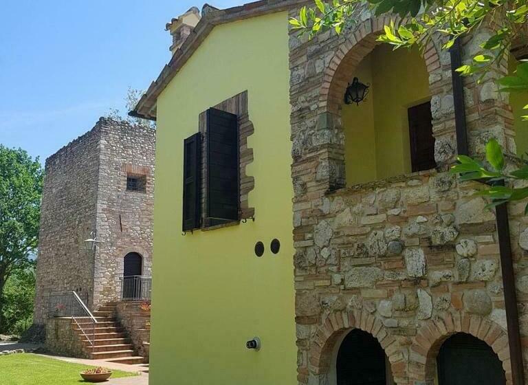 تختخواب و صبحانه L’aurora