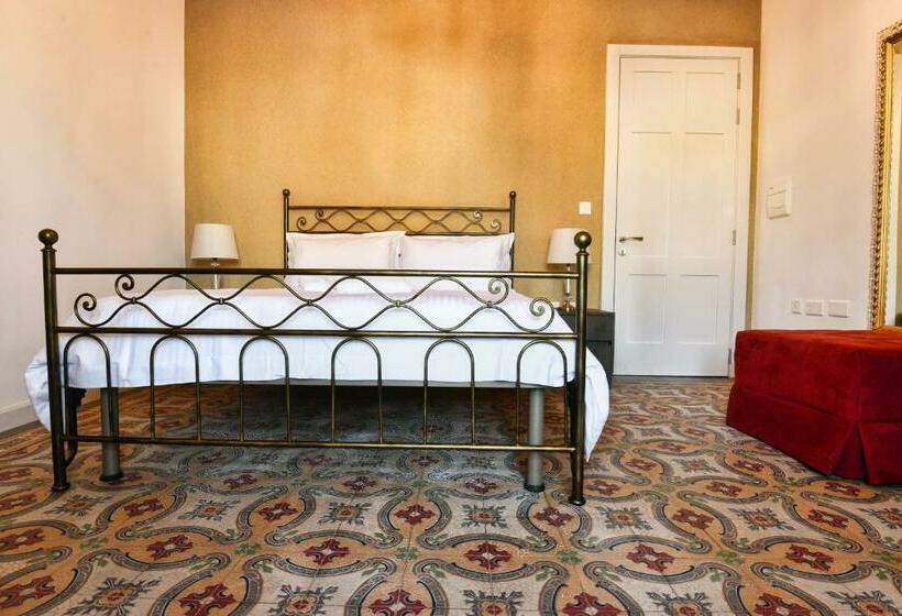 تختخواب و صبحانه Xeuchia Accommodation