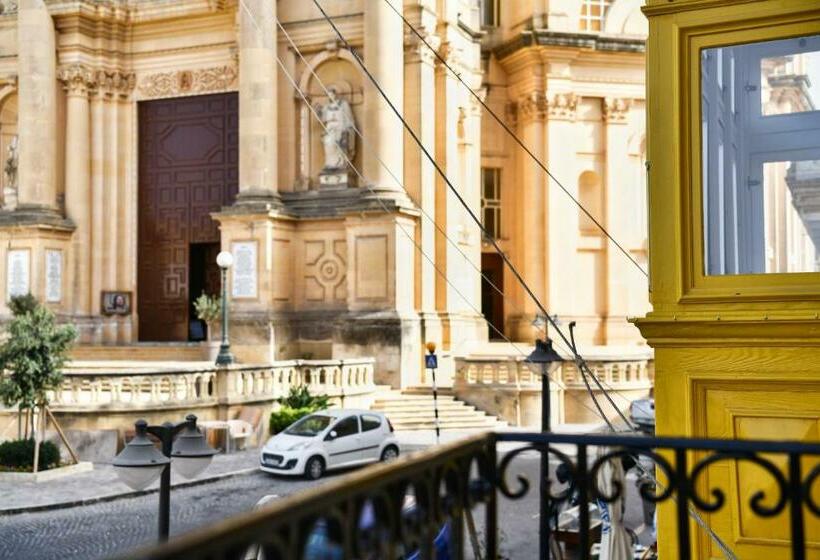 تختخواب و صبحانه Xeuchia Accommodation