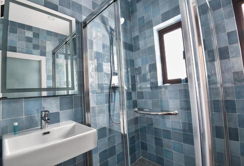 تختخواب و صبحانه Xeuchia Accommodation