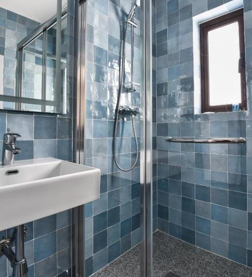 تختخواب و صبحانه Xeuchia Accommodation