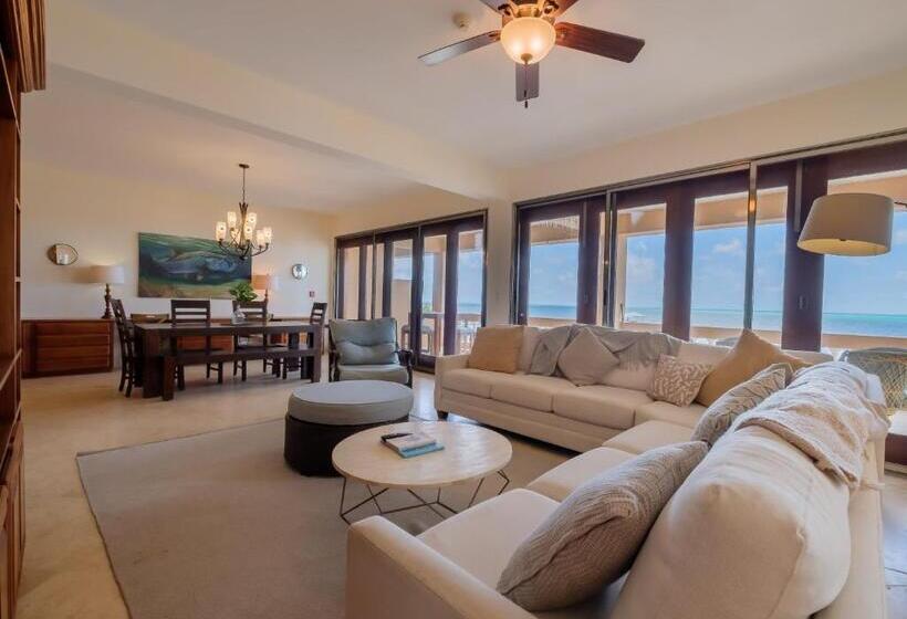 Hol Chan Reef Resort & Villas