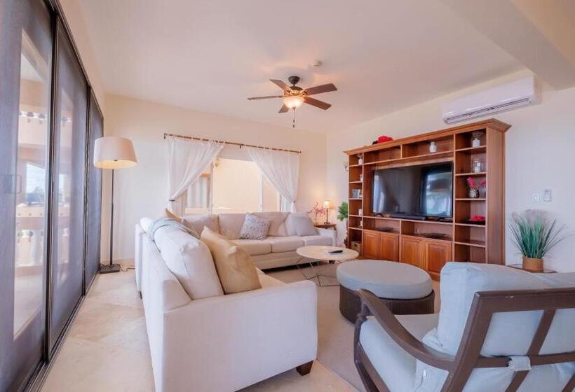 Hol Chan Reef Resort & Villas