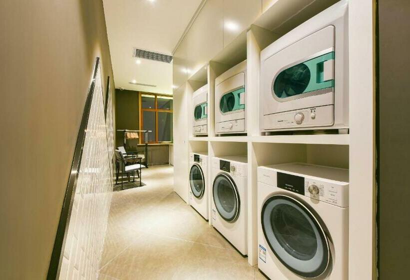 Atour Hotel Baotou Xitu